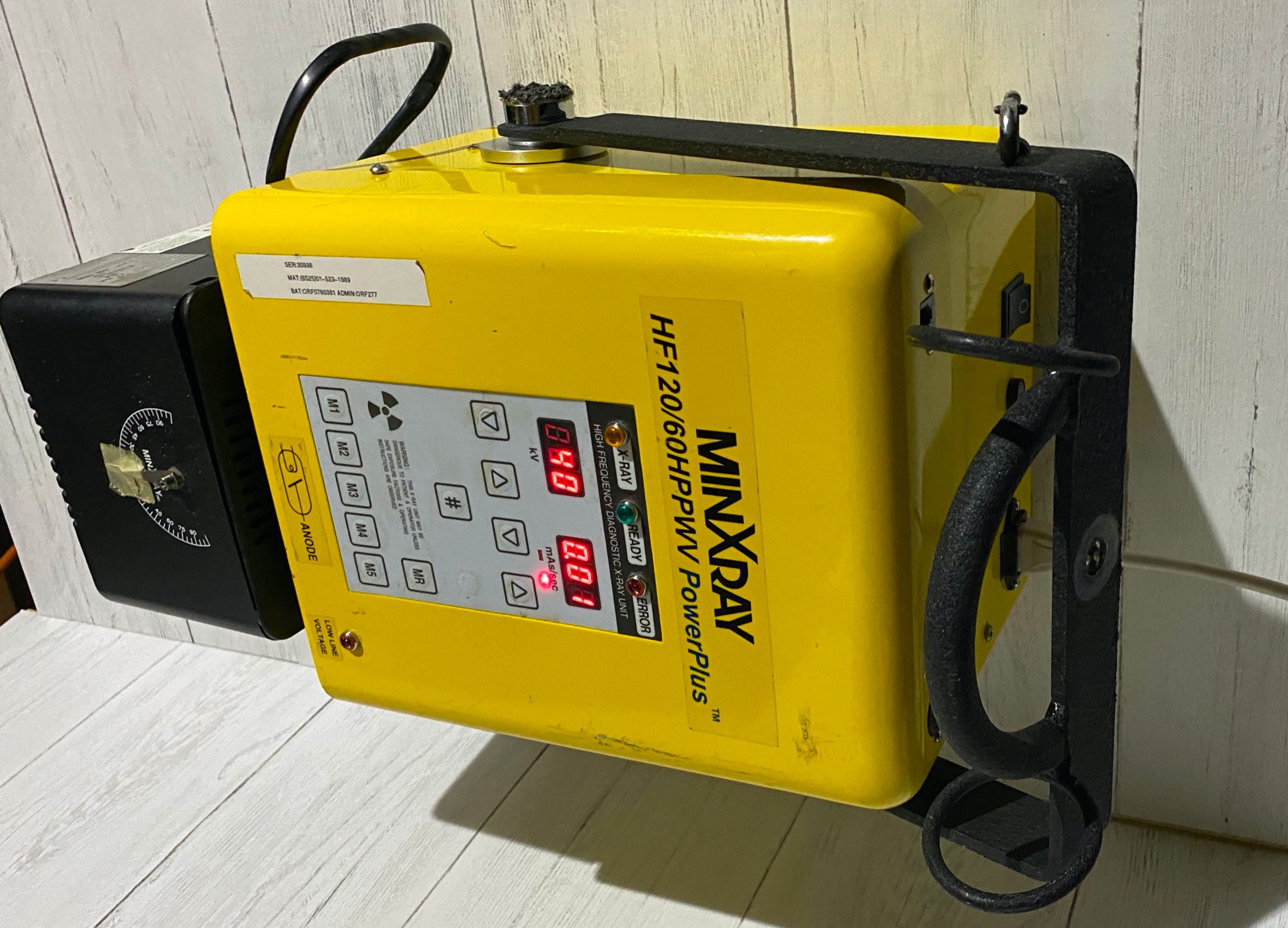 MinXray HF120/60HPPWV PowerPlus Portable X-Ray Machine 2005 - Non Working DIAGNOSTIC ULTRASOUND MACHINES FOR SALE