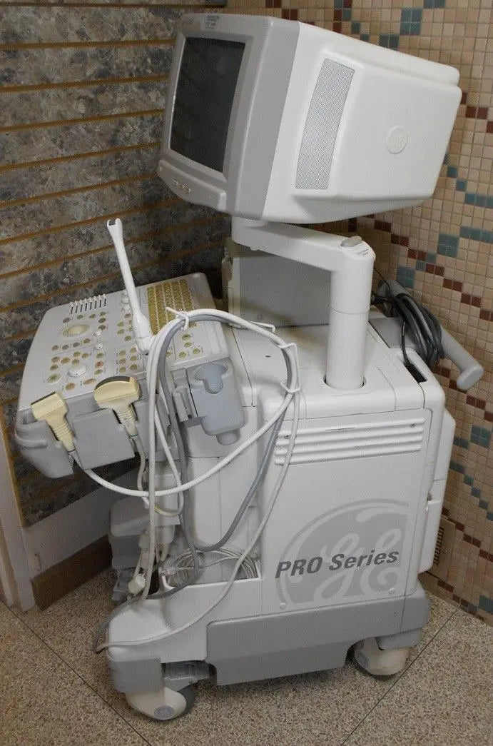 General Electric Logiq 400 2264468 Pro Series Ultrasound w/ Probes E721-C358-LA3 DIAGNOSTIC ULTRASOUND MACHINES FOR SALE