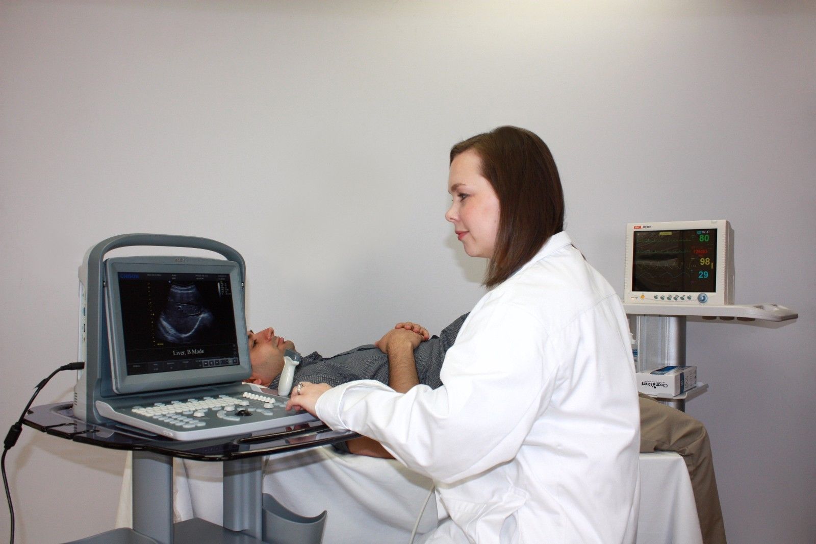 Chison ECO2 Portable Ultrasound Machine with Battery, One Probe, and LED Screen DIAGNOSTIC ULTRASOUND MACHINES FOR SALE