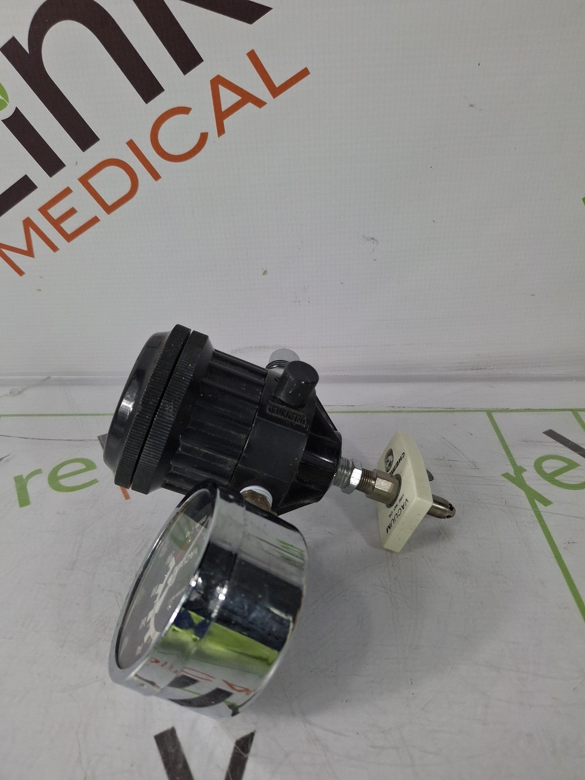 Puritan Bennett Vacuum Regulator