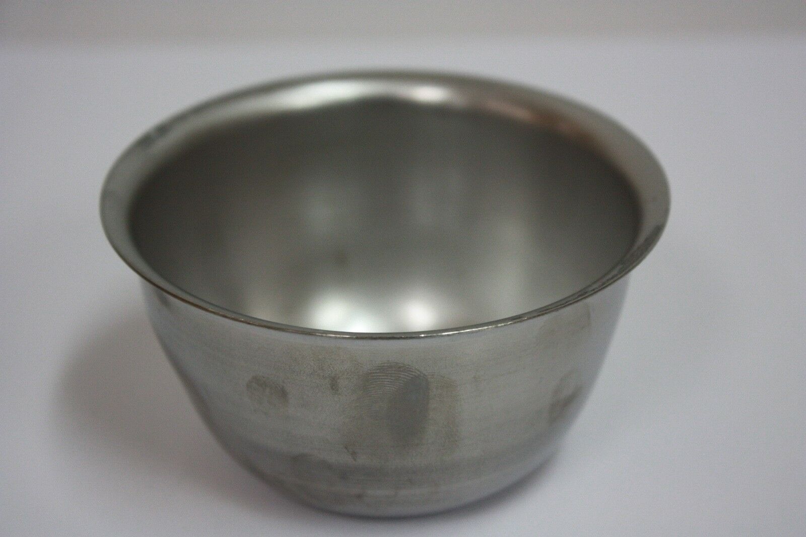 Stainless Steel Sponge Cups--unmarked (317GS) DIAGNOSTIC ULTRASOUND MACHINES FOR SALE