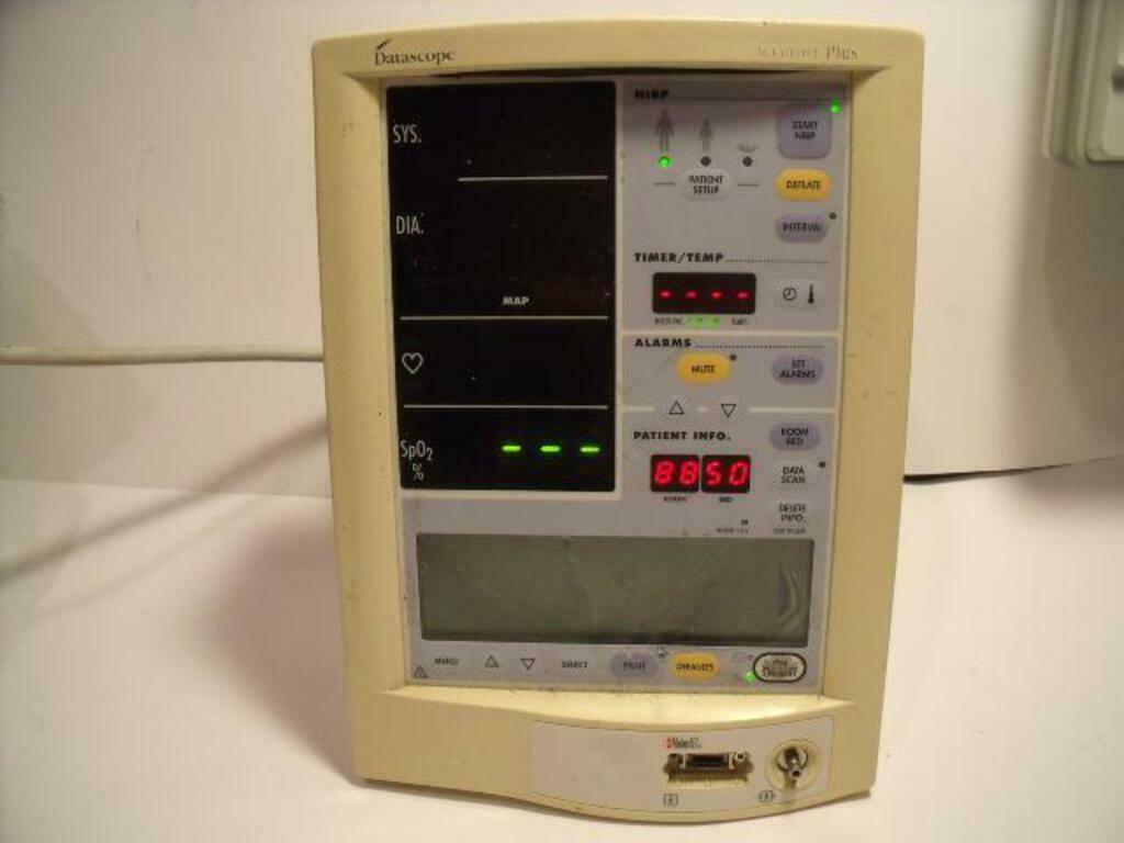 DataScope Accutorr Plus Accutorr Plus Vital Signs Monitor | PR2013 DIAGNOSTIC ULTRASOUND MACHINES FOR SALE