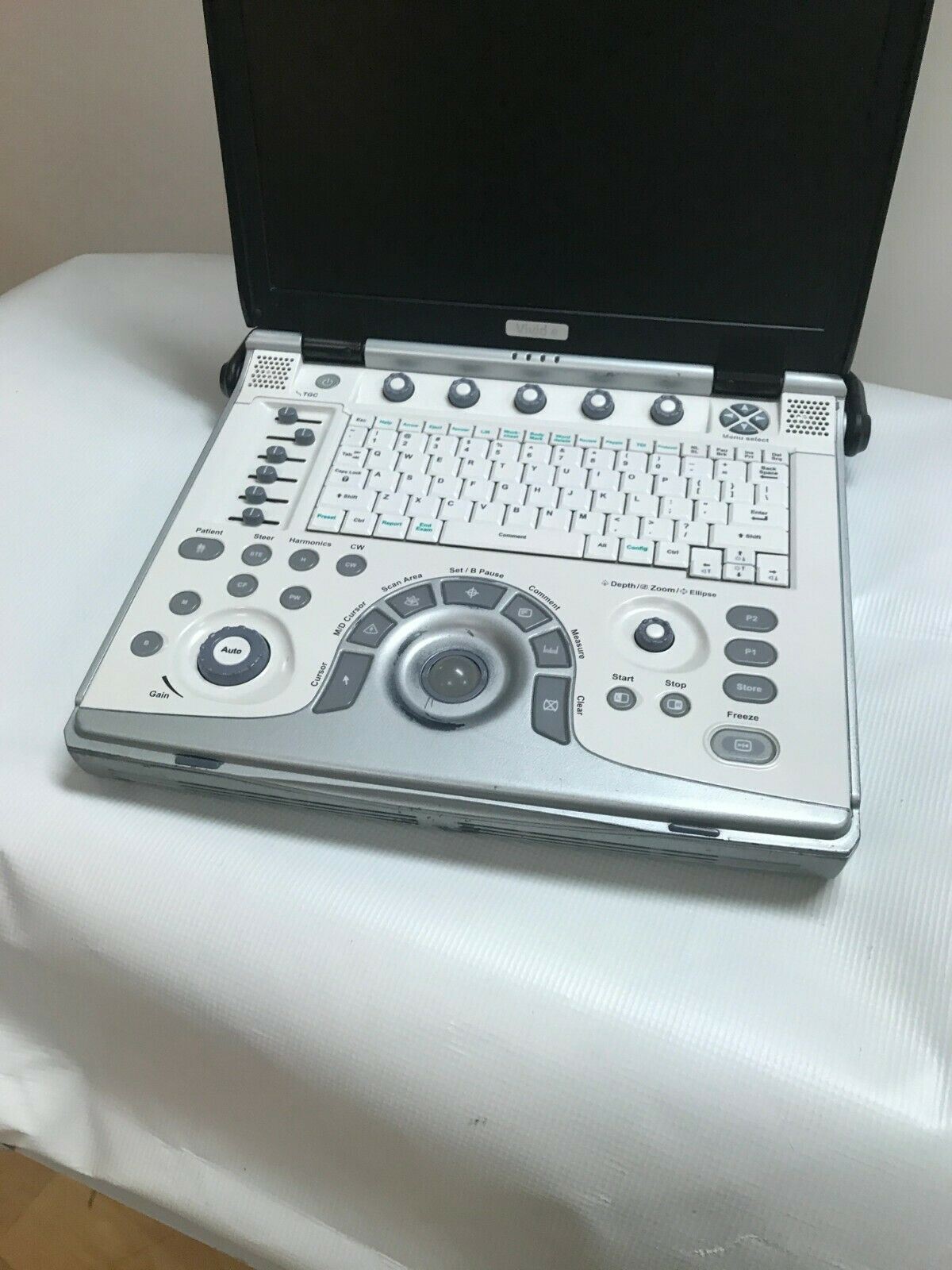 GE Vivid E Color Doppler Ultrasound Scanner, One Cardiac probe - 2013 DIAGNOSTIC ULTRASOUND MACHINES FOR SALE