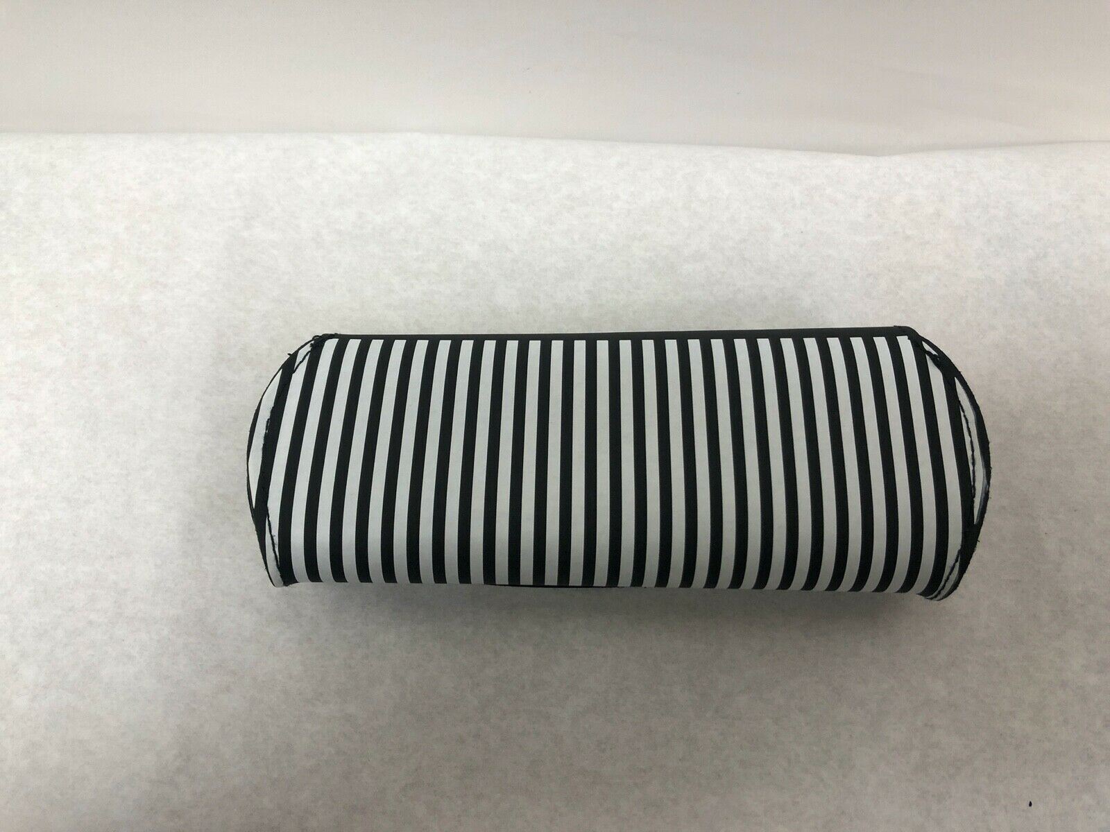 Elle Black and White Stripes Optical Eyeglasses Soft Case | KMOPT-69 DIAGNOSTIC ULTRASOUND MACHINES FOR SALE