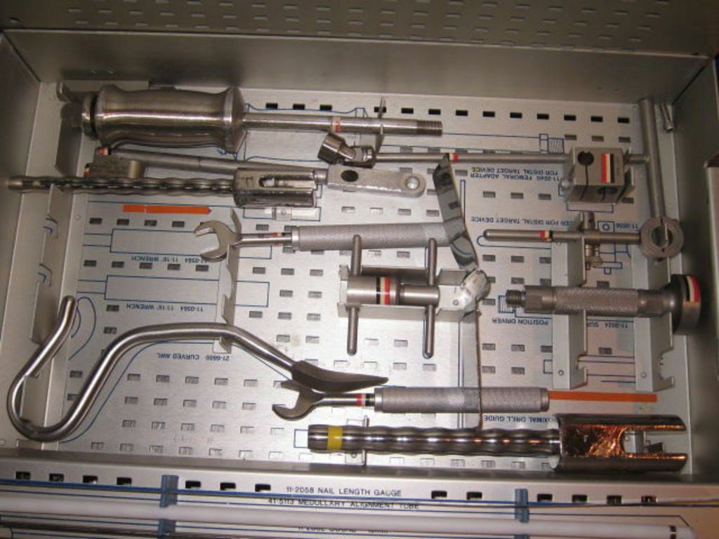 RICHARDS Russell-Taylor Femoral Instrument Tray (60DM) DIAGNOSTIC ULTRASOUND MACHINES FOR SALE