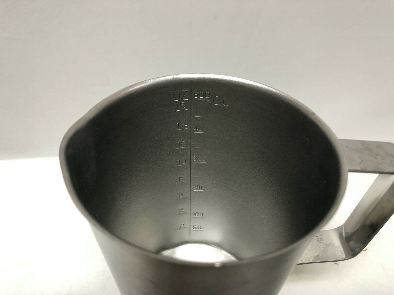 Unbranded 500cc Pitcher Measuring Cup | KMCE-79 DIAGNOSTIC ULTRASOUND MACHINES FOR SALE