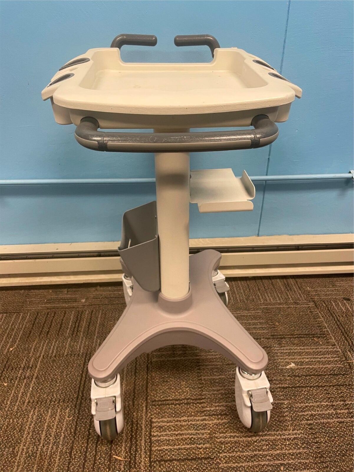 Mobile Trolley- Docking Cart for Ultrasound Machine: SonoScape  AT-150 for A6 DIAGNOSTIC ULTRASOUND MACHINES FOR SALE