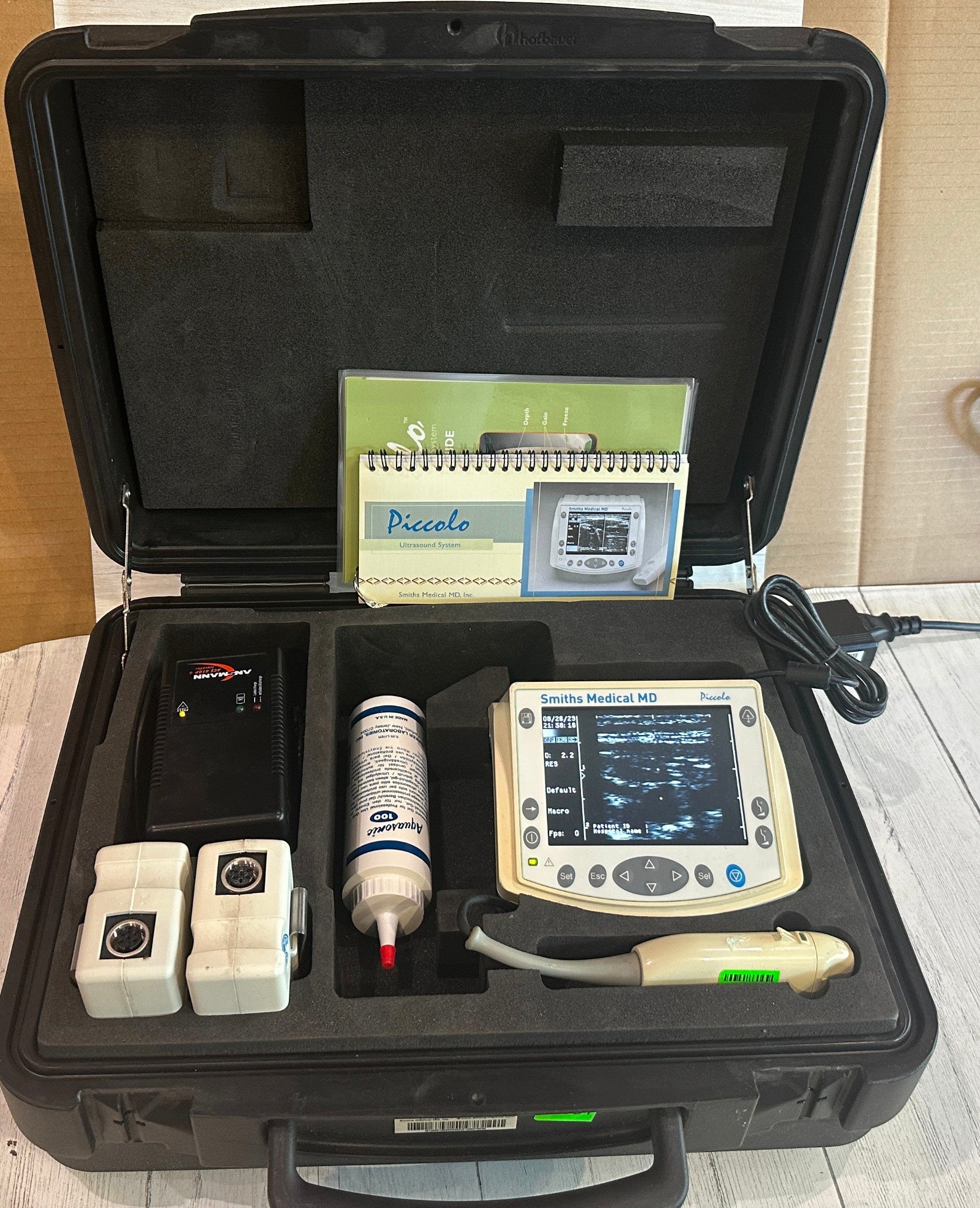 Smiths Medical MD Piccolo Ultrasound with linear probe L20 5-10 Mhz DIAGNOSTIC ULTRASOUND MACHINES FOR SALE