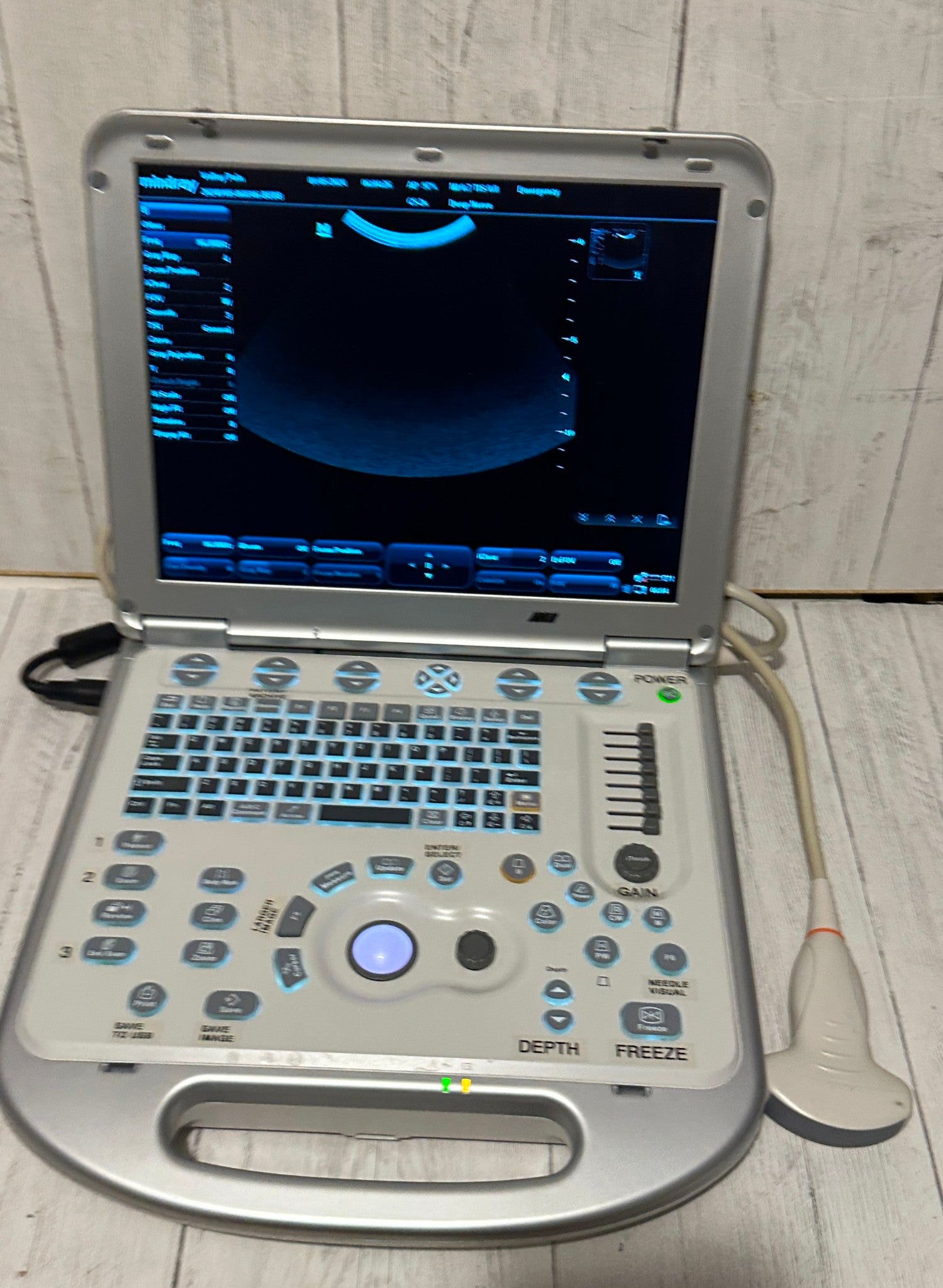 Mindray M7 Ultrasound Machine With 2 Probes (C5-2S, L14-6NS) & Hard Rolling Case DIAGNOSTIC ULTRASOUND MACHINES FOR SALE