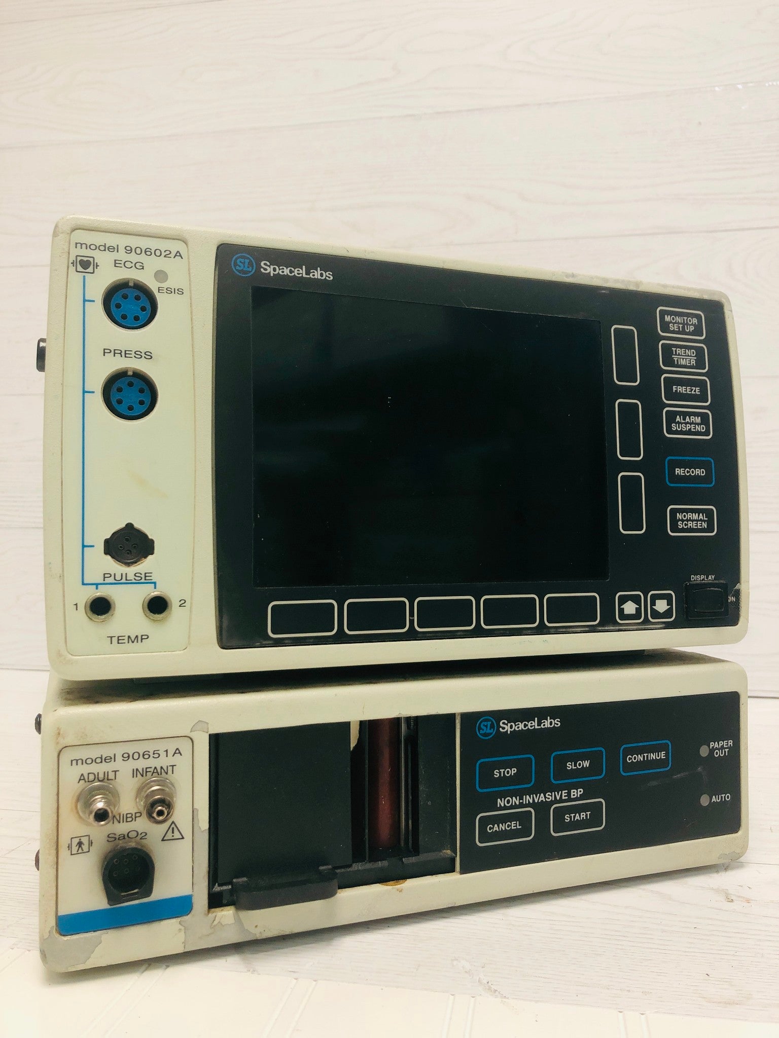 Spacelabs ECG Monitor DIAGNOSTIC ULTRASOUND MACHINES FOR SALE