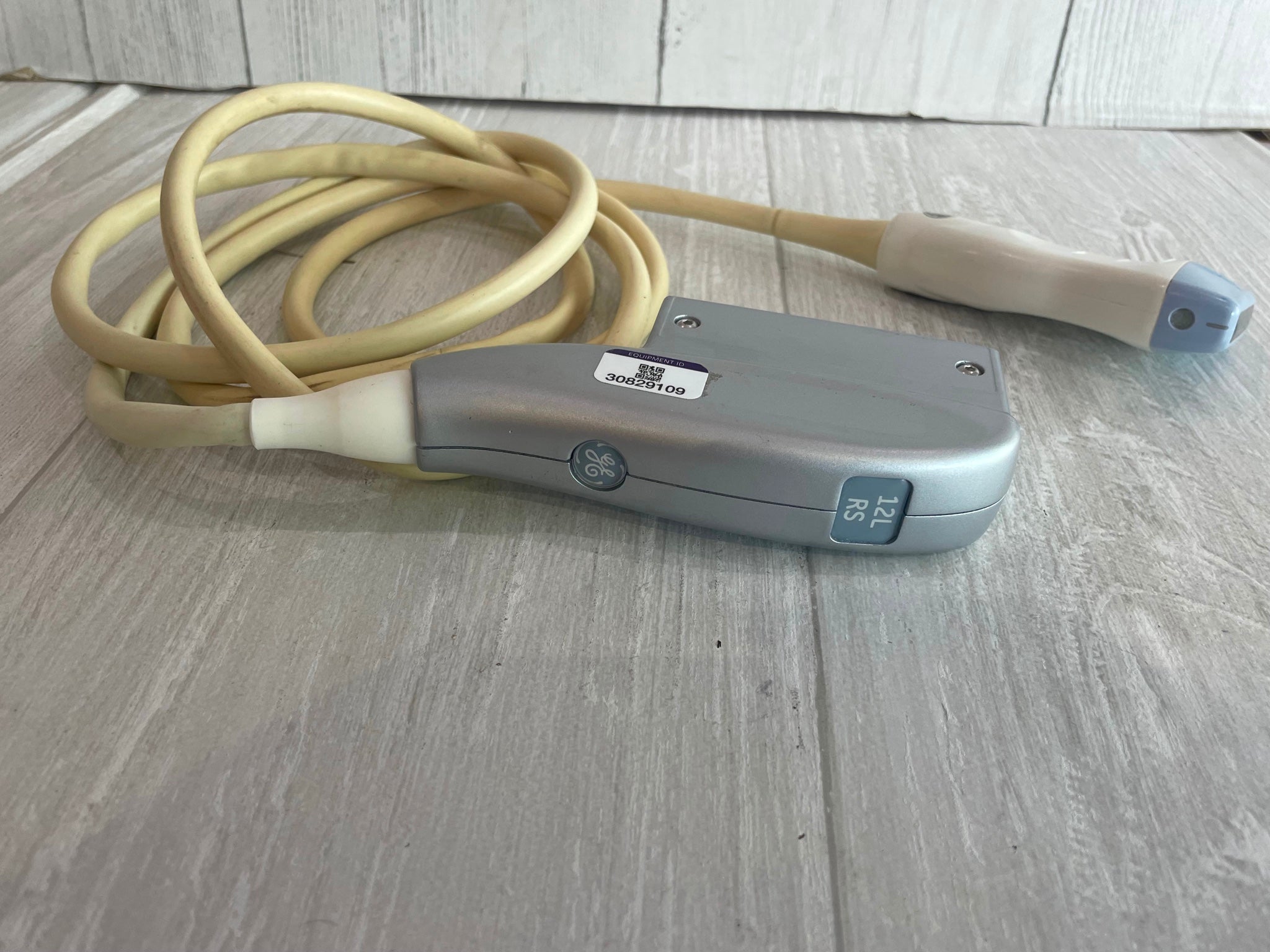 GE 12L-RS Compact Ultrasound Probe Transducer 2014 DIAGNOSTIC ULTRASOUND MACHINES FOR SALE