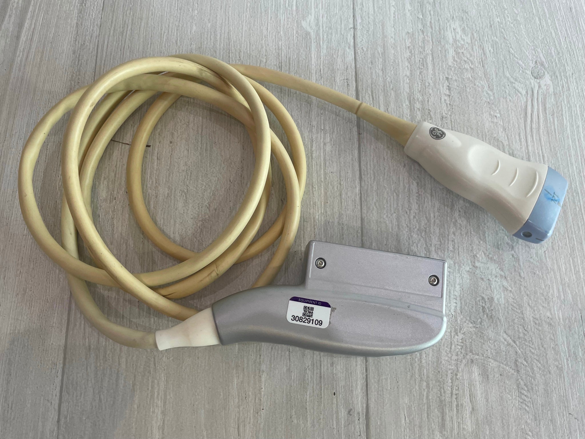 GE 12L-RS Compact Ultrasound Probe Transducer 2014 DIAGNOSTIC ULTRASOUND MACHINES FOR SALE