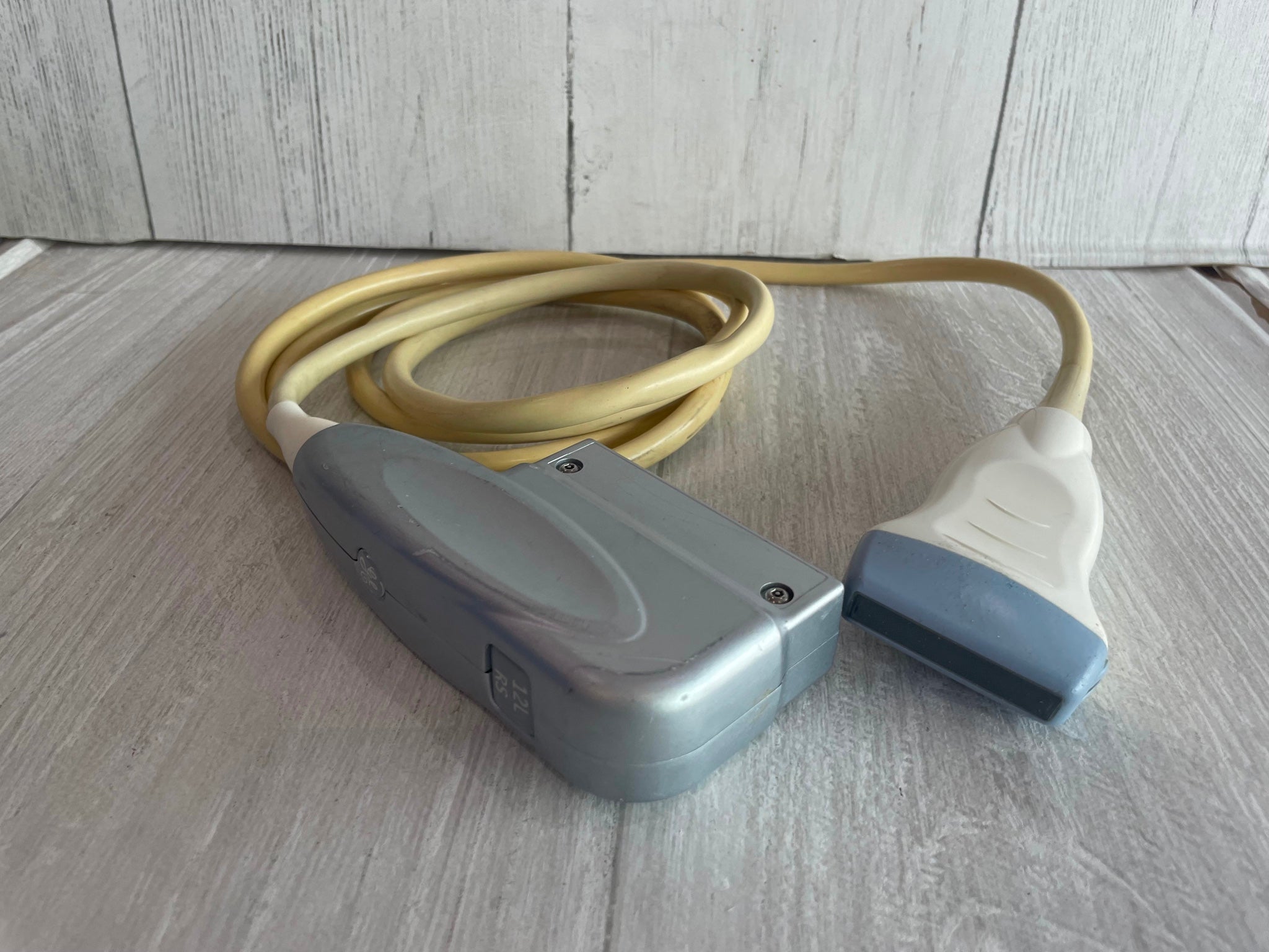 GE 12L-RS Compact Ultrasound Probe Transducer 2008 DIAGNOSTIC ULTRASOUND MACHINES FOR SALE