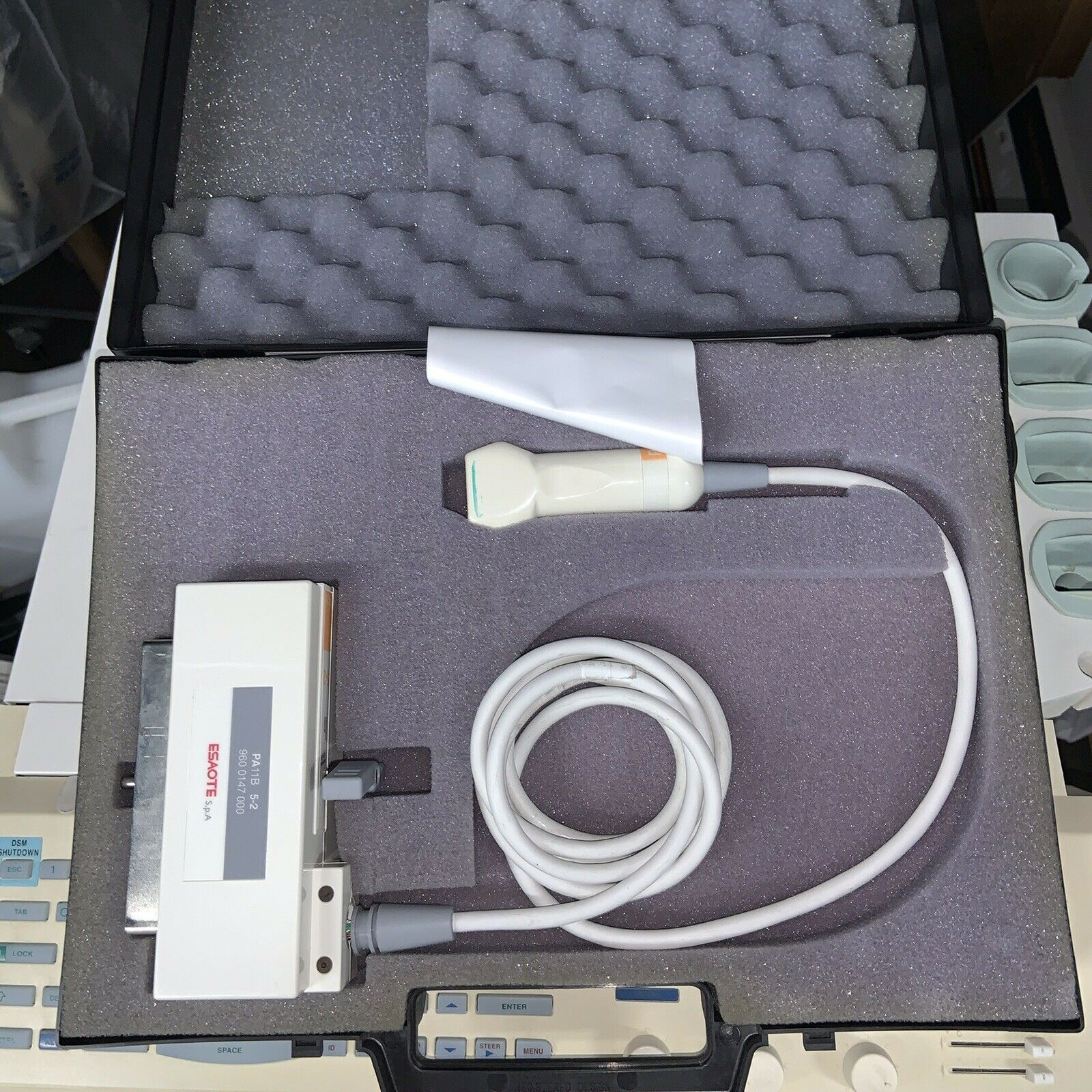 ESAOTE AU5 CARDIAC - VASCULAR ULTRASOUND W/2 PROBES, 2 FOOT PEDALS, & CONNECTORS DIAGNOSTIC ULTRASOUND MACHINES FOR SALE