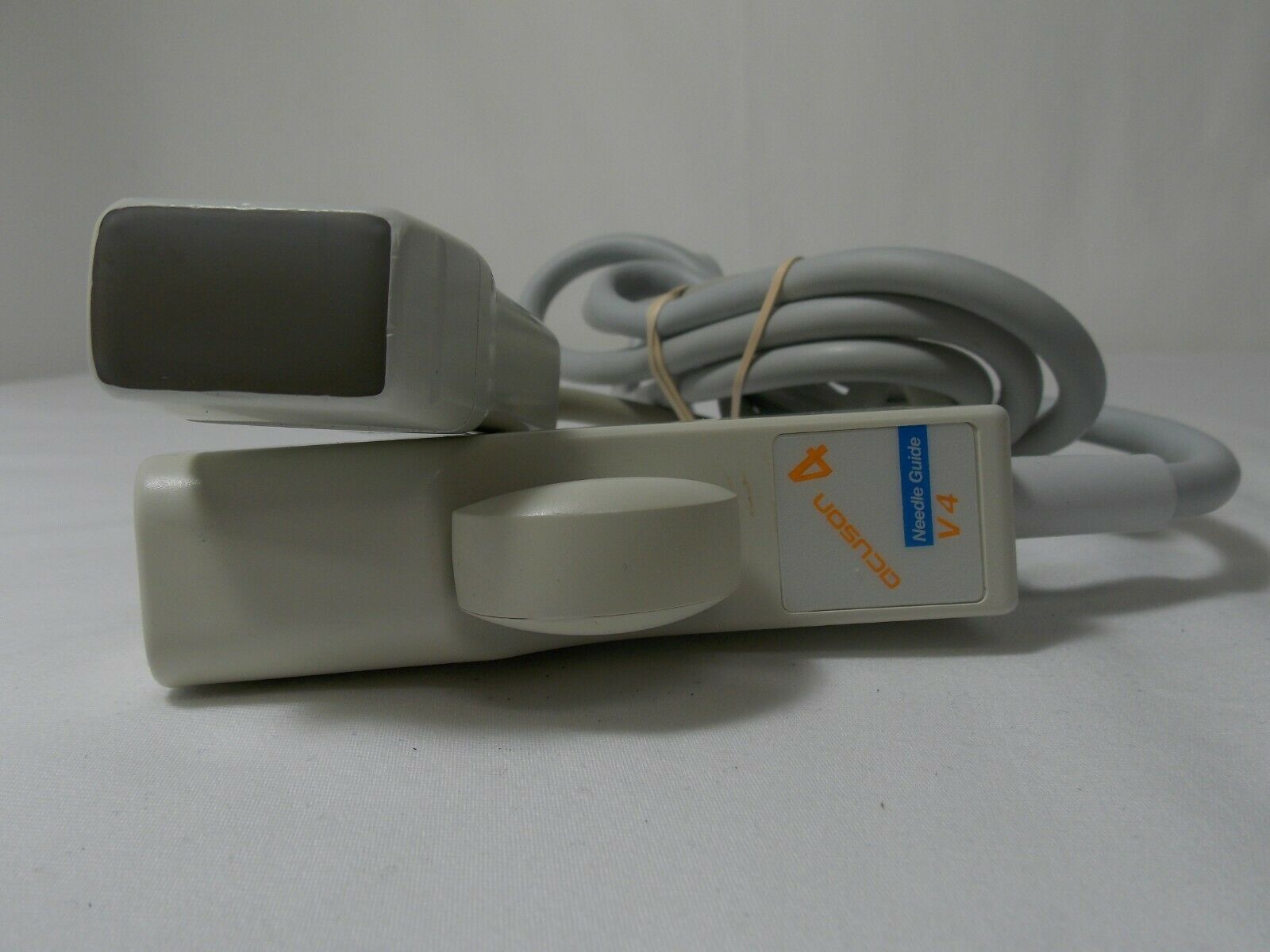 Acuson 4 Needle Guide V4 Ultrasound Transducer Probe (LAM-300) DIAGNOSTIC ULTRASOUND MACHINES FOR SALE