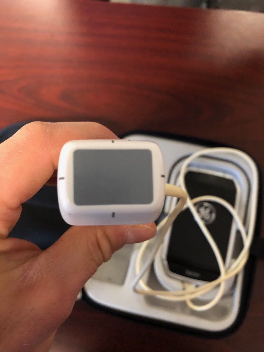 GE V-scan Dual Head - Handheld Portable Ultrasound. PHASED ARRAY+ LINEAR PROBES DIAGNOSTIC ULTRASOUND MACHINES FOR SALE