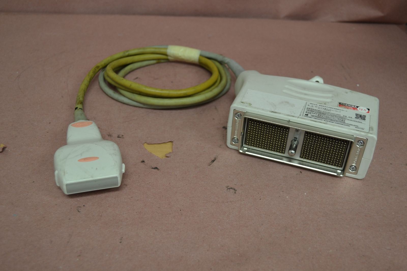 Toshiba Artida PLT-704SBT 11-4.8MHz Linear Ultrasound Transducer Probe  J1626 DIAGNOSTIC ULTRASOUND MACHINES FOR SALE