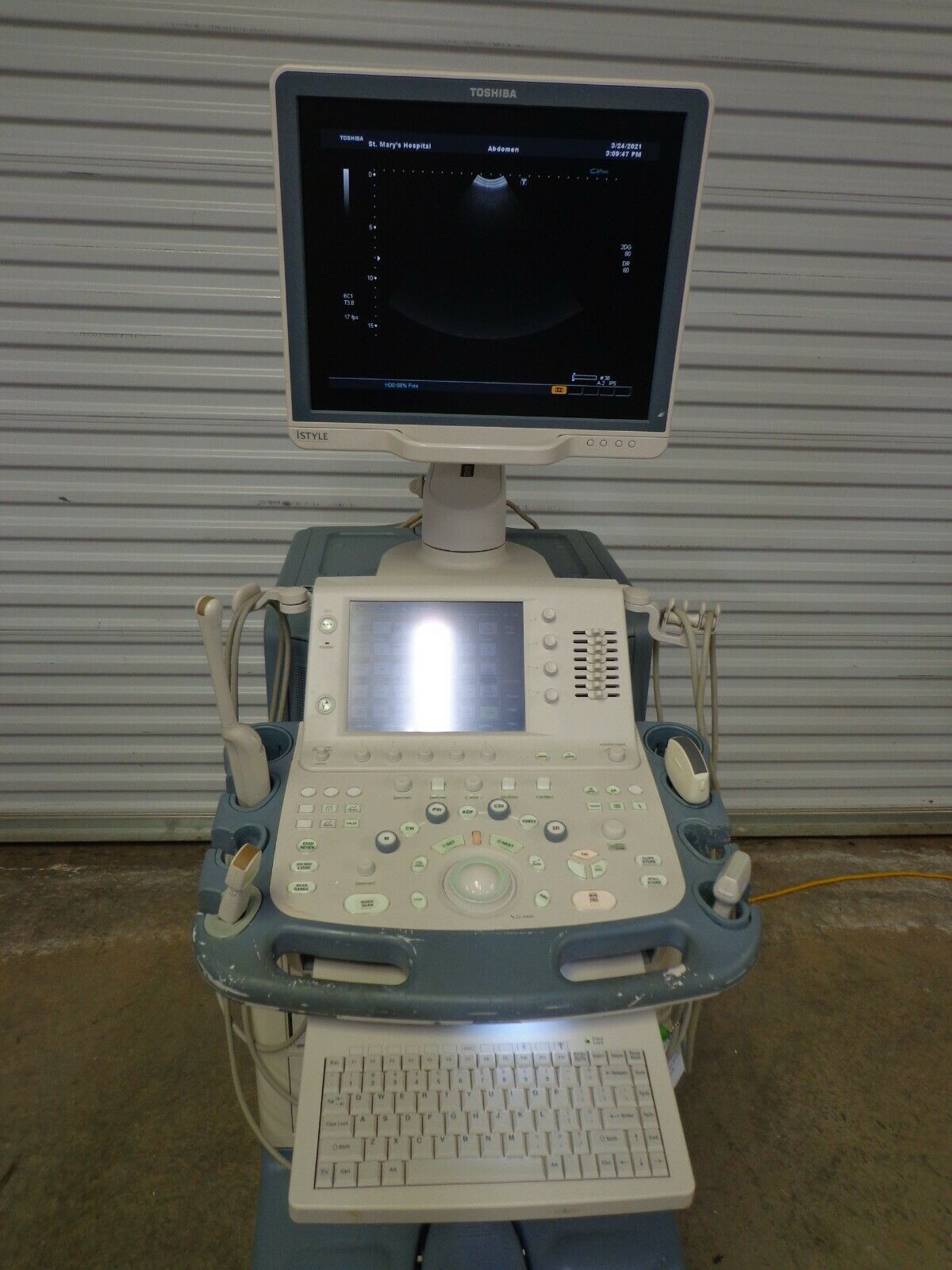 Toshiba Aplio XG iStyle Ultrasound PVT-382BT PVT-661VT PVT-375BT PLT-1204AT DIAGNOSTIC ULTRASOUND MACHINES FOR SALE